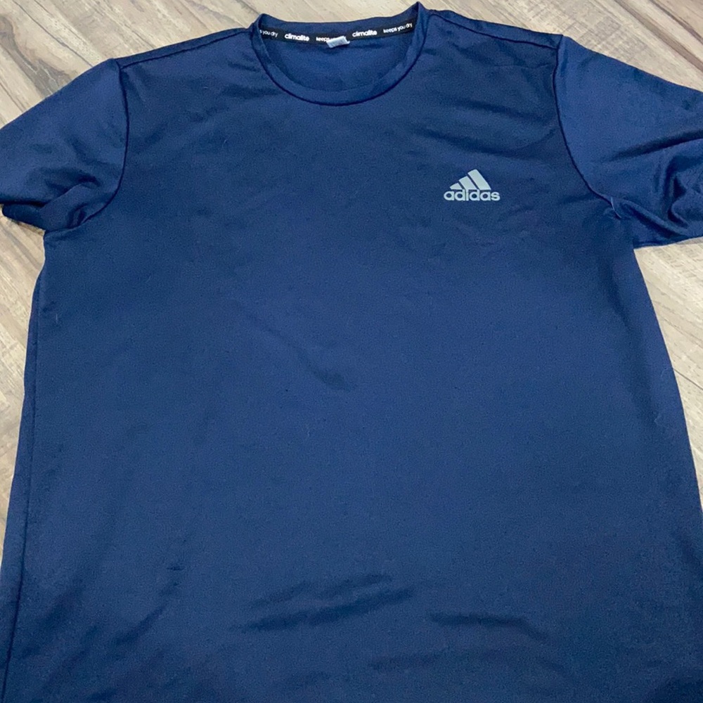 Gently used Adidas shirt shirt sleeve